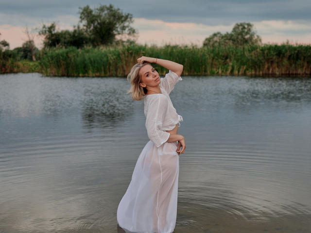 VasilisaSexy - Live porn &amp; sex cam - 26610406