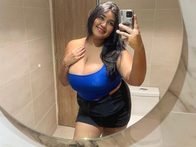 DojaAissha - Live sex cam - 26617734