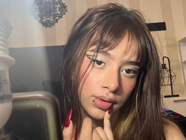 CamiMonet - Live sex cam - 26625182