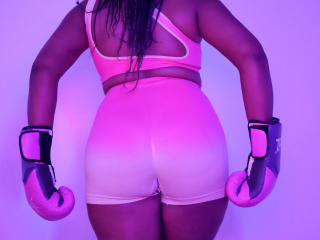 NaomiReyes - Live sex cam - 26626350
