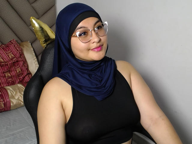 HelueJamil - Live porn &amp; sex cam - 26626366