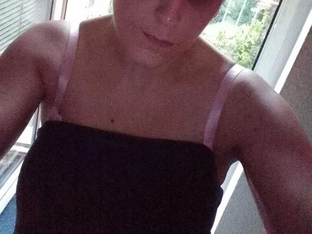 Sexybienchen93-hot - Live sex cam - 26627214