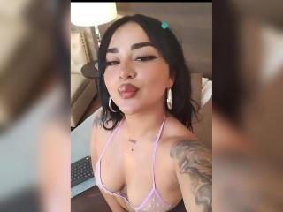KarinaBlake - Live Sex Cam - 26631354