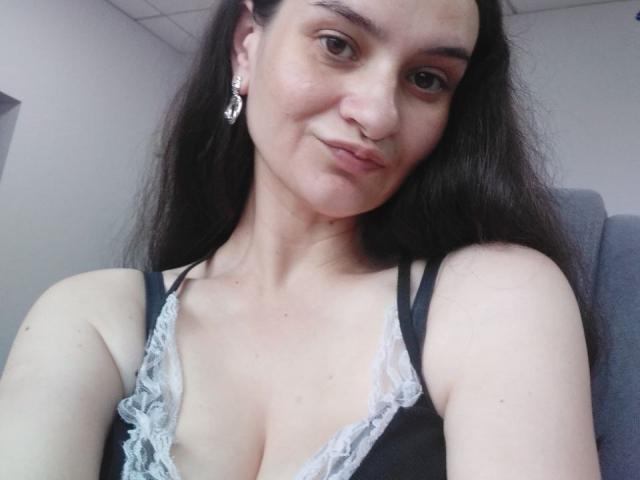 Goldina - Live sex cam - 26632022
