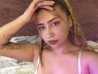 AlanaLeBlanc - Live porn &amp; sex cam - 26634970