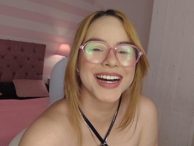 AshleyCampbell - Live Sex Cam - 26637570