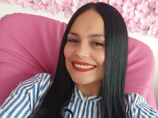 CharlotteCrofort - Live porn &amp; sex cam - 26637610