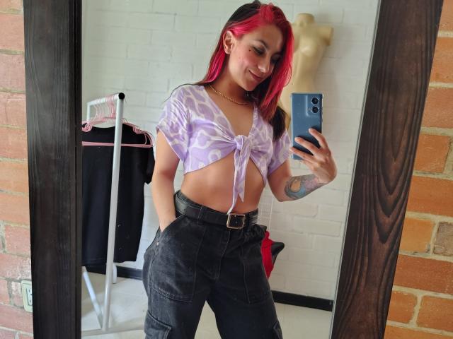 AmyStreetwise69 - сексуальная веб-камера в реальном времени - 26643606