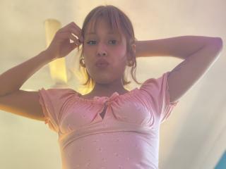 KiaraHernandes - Live sex cam - 26649574