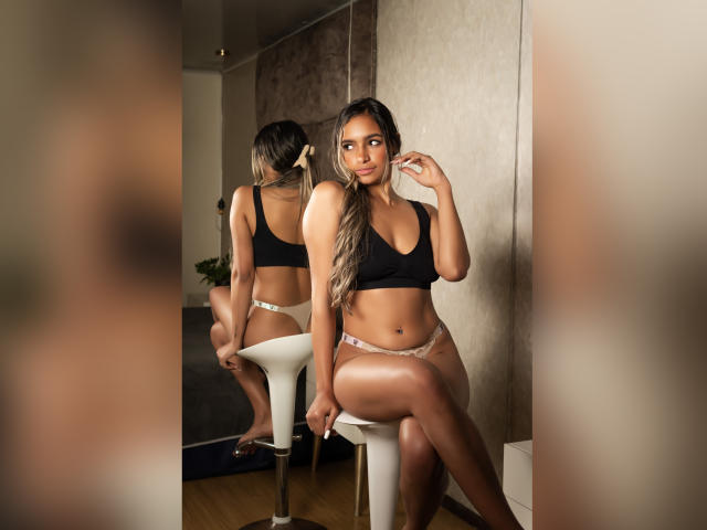 AddaCortez - Live porn &amp; sex cam - 26657322