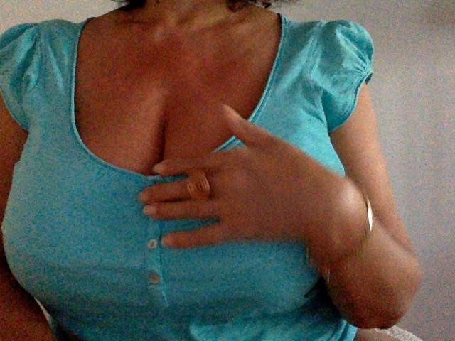 DeesseBleue - Live sex cam - 26657890