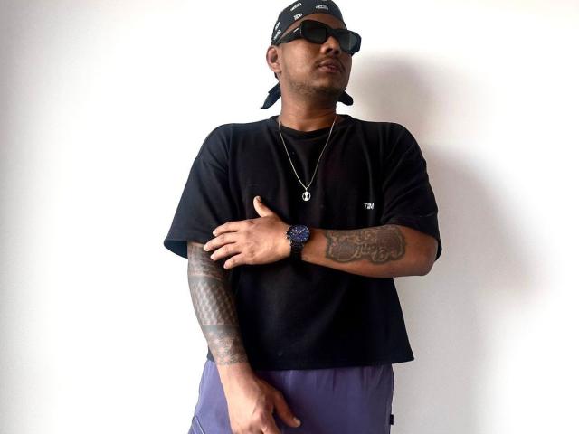 SamSexy69 - Live sex cam - 26658274