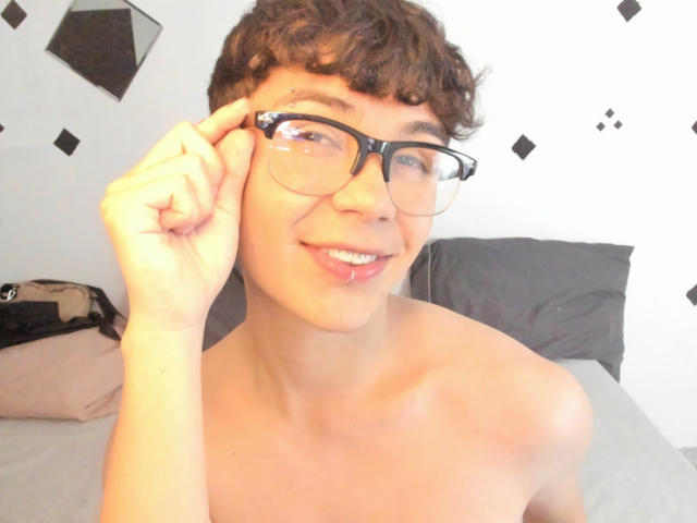 Crushnier - Live porn &amp; sex cam - 26658930