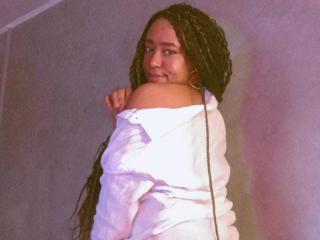 NaomiReyes - Live sex cam - 26659574