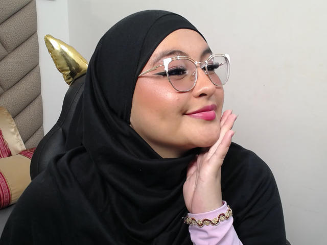 HelueJamil - Live Sex Cam - 26659970