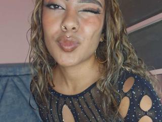 AmelieDuvall - Live sexe cam - 26665354
