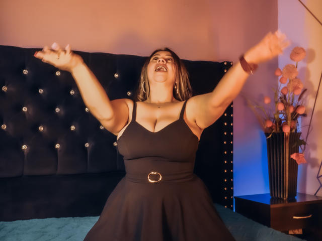 MelindaBoobs - Camera khiêu dâm &amp; quyến rũ trực tiếp - 26672306