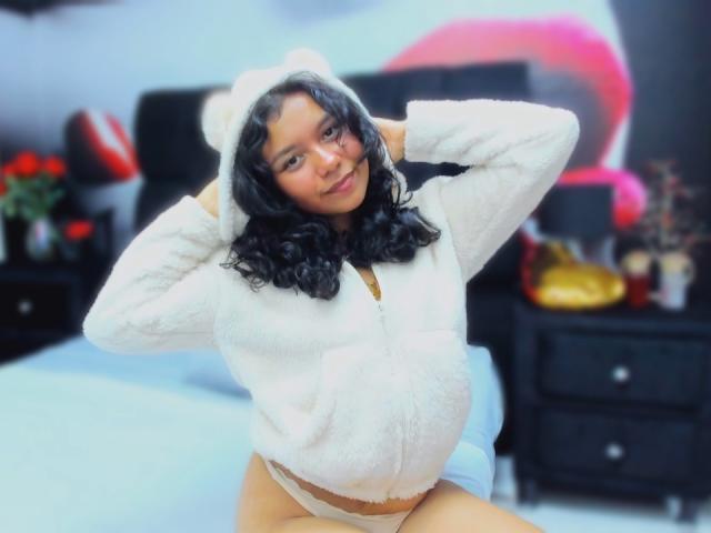 JuliaBennett - Live sexe cam - 26676698