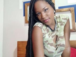 TaniaSweety - Live Sex Cam - 26677078