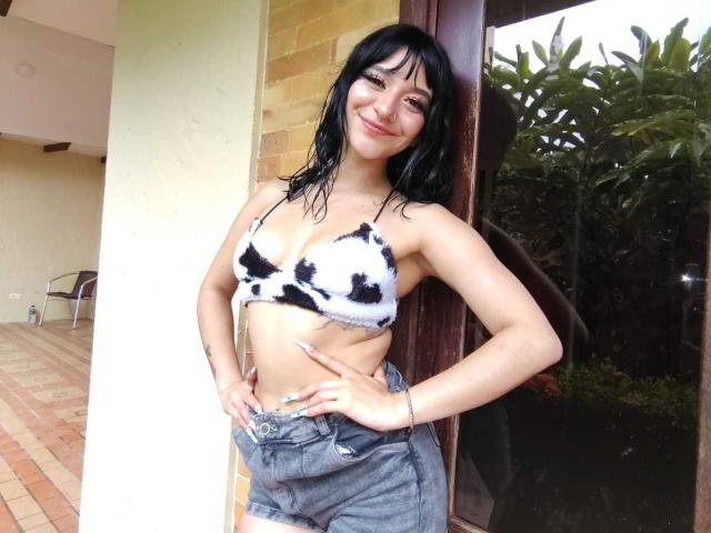 LindaWatsong - Live sex cam - 26680435