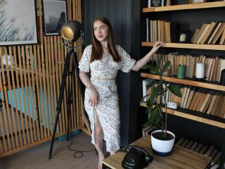 LauraHlot - Live sex cam - 26680585