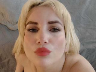 GiuliaAddams - Live porn &amp; sex cam - 26682261
