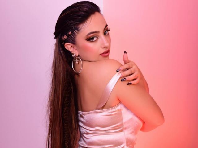 KylieCharm - Sexe cam en vivo - 26687329