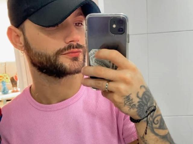 BladeBigCock69 - Sexe cam en vivo - 26690625