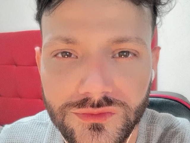 BladeBigCock69 - Sexe cam en vivo - 26690633