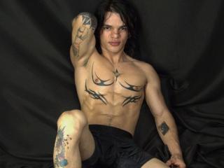 AlexBernal - Live sex cam - 26693401