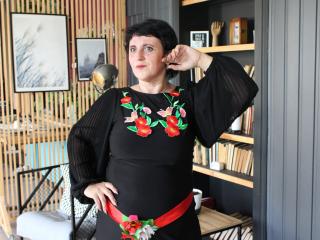 LuciaMii - Live sex cam - 26696785