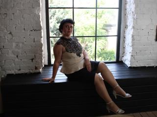 LuciaMii - Live sex cam - 26696901