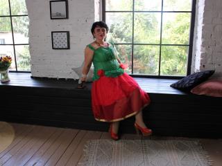 LuciaMii - Live sex cam - 26696985