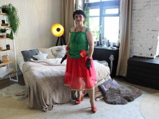 LuciaMii - Live sex cam - 26697017