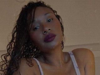 ThaliaJhones - Sexe cam en vivo - 26714318