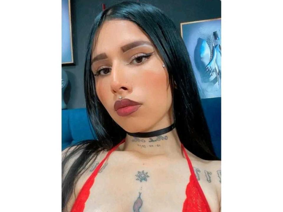 AlainaRouge - Live sexe cam - 26715968