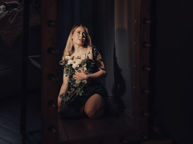 LanaRoselle - Live sex cam - 26720216