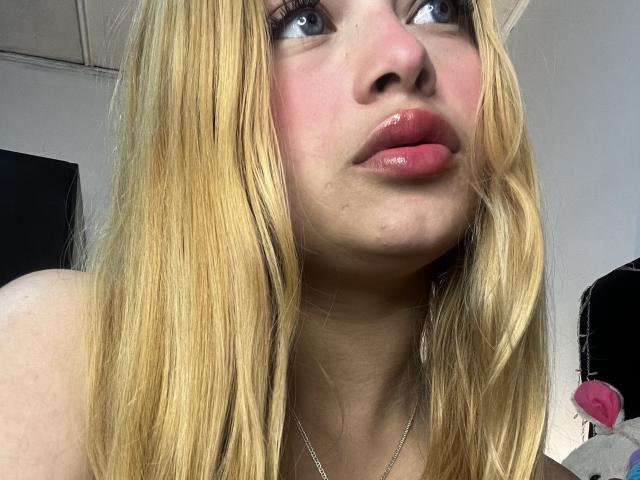 ShantalSummer - Live sex cam - 26722028