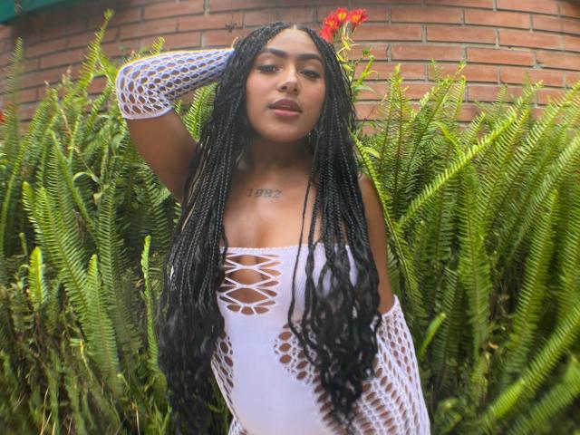 AmberQueeny - Live sexe cam - 26723504