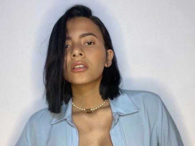 SophieMillerX - Sexe cam en vivo - 26738168