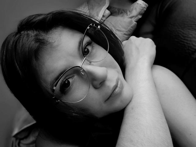 CuteMilanaX - Live sex cam - 26738498