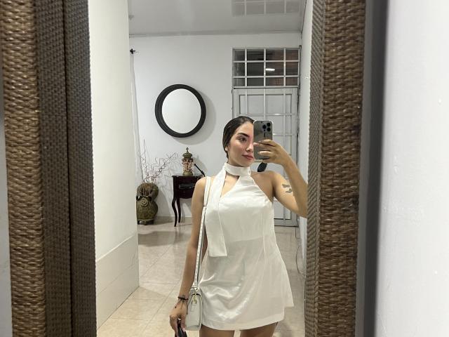 SharonKlart - Live sex cam - 26745763