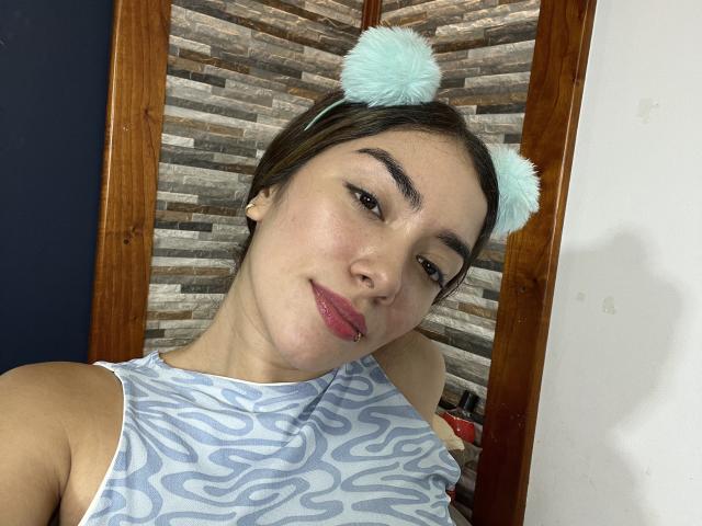 SharonKlart - Live Sex Cam - 26745770