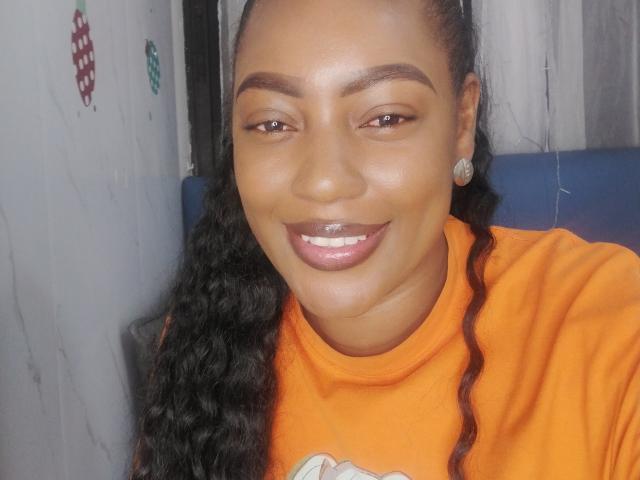 CharlotteBownm - Live sex cam - 26750747