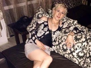 Andalousie - Live chat hot with a White Sexy mother 