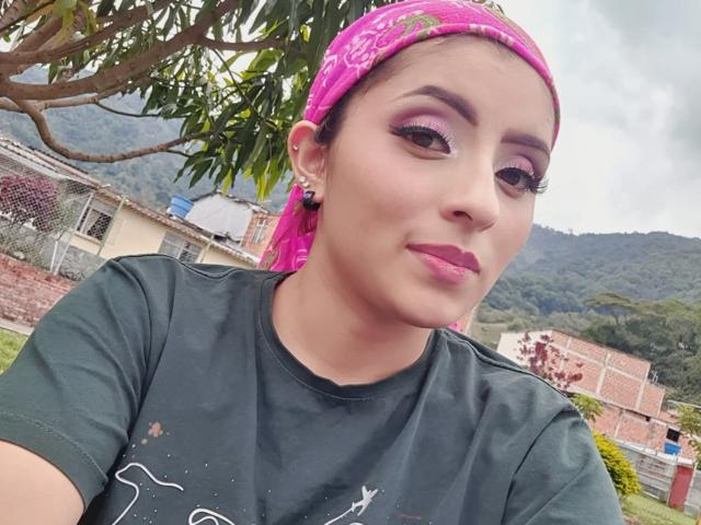 LizBonnet - Live sex cam - 26773462