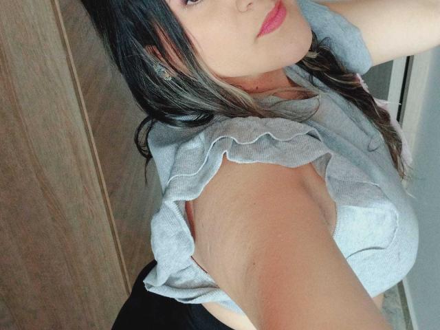 MiaJhonss - Live porn &amp; sex cam - 26800972