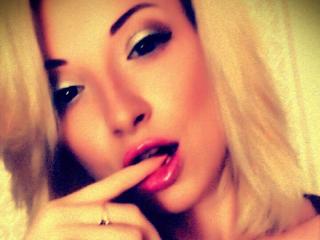 AndrenAlina - Chat cam nude with this muscular body Hot babe 