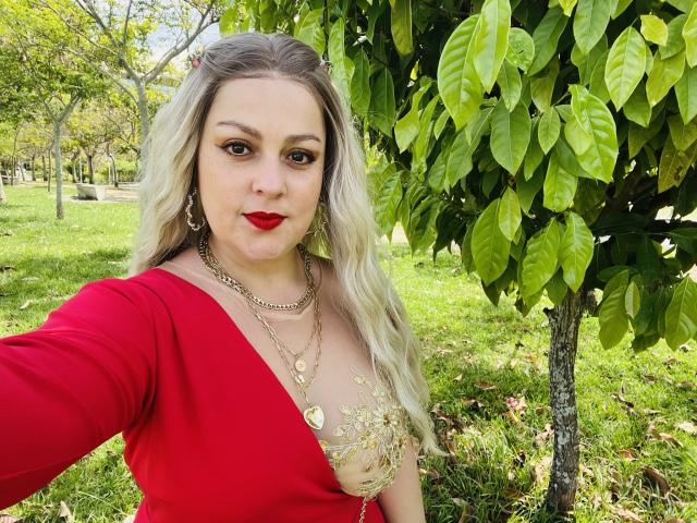 SamanthaGold - Sexe cam en vivo - 26811017