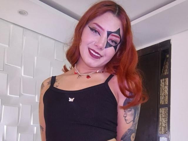 EmmaThomsonn - Live sex cam - 26811899